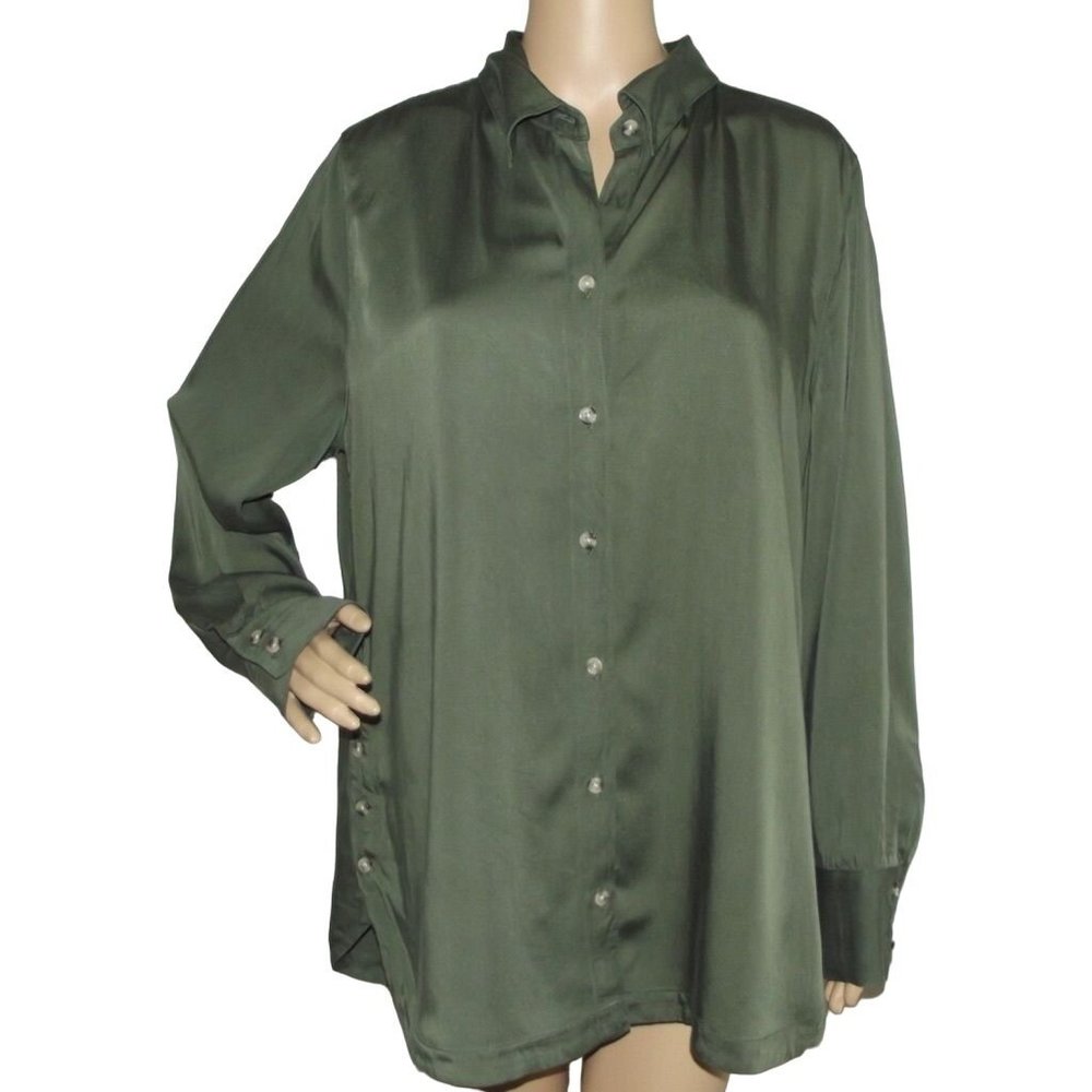 Chico's Button Down Shirt Plus 1X, XL/18 Green Modal side buttons detail